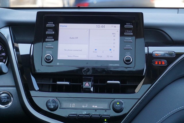 2021 Toyota Camry SE image 31