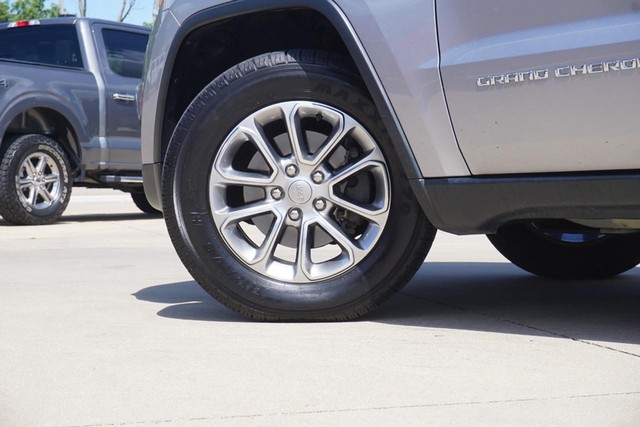 2015 Jeep Grand Cherokee 4WD Limited image 14