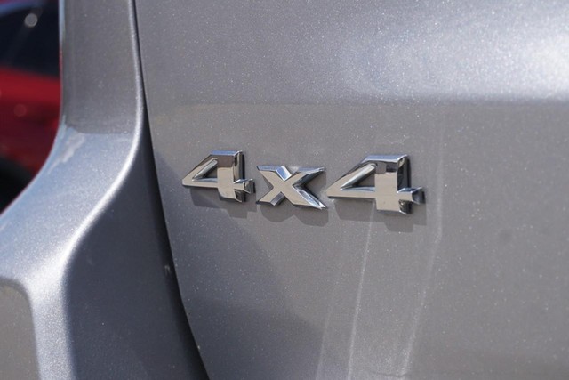 2015 Jeep Grand Cherokee 4WD Limited image 18