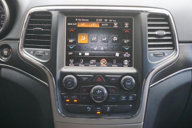 2015 Jeep Grand Cherokee 4WD Limited image 34
