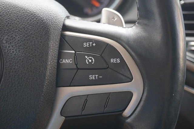 2015 Jeep Grand Cherokee 4WD Limited image 37