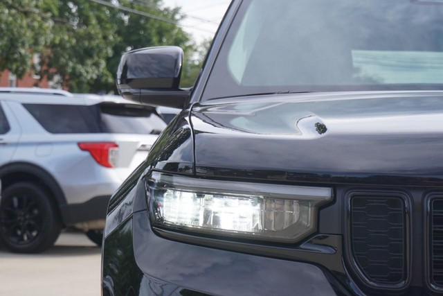 2023 Jeep Grand Cherokee Limited photo 9