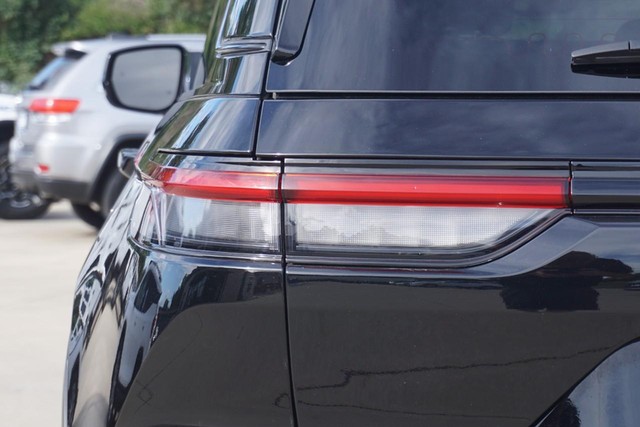 2023 Jeep Grand Cherokee Limited photo 16