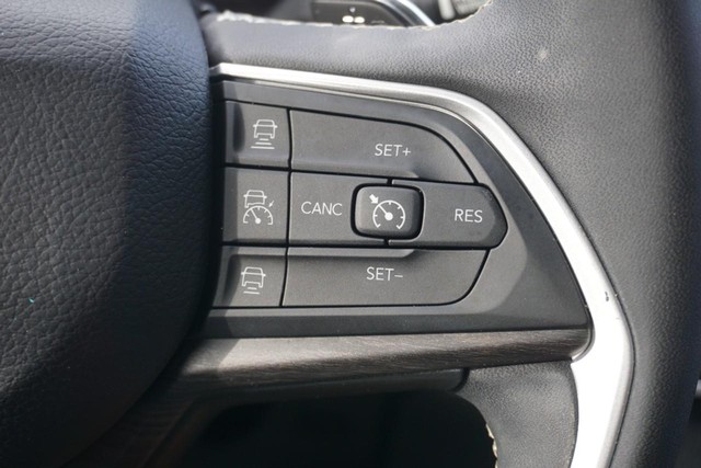 2023 Jeep Grand Cherokee Limited photo 36