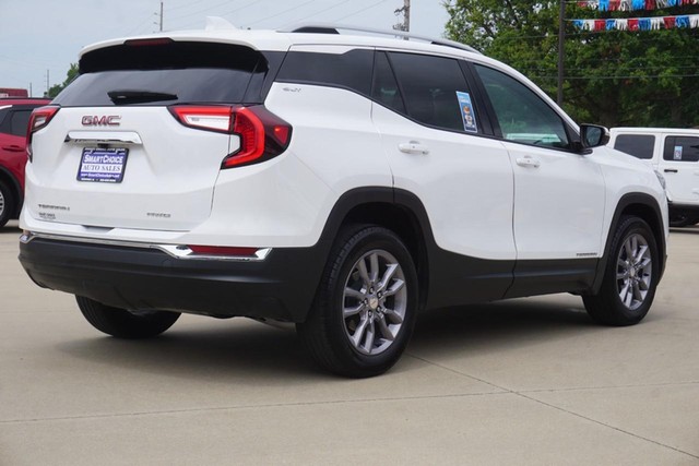 2023 GMC Terrain SLT image 03