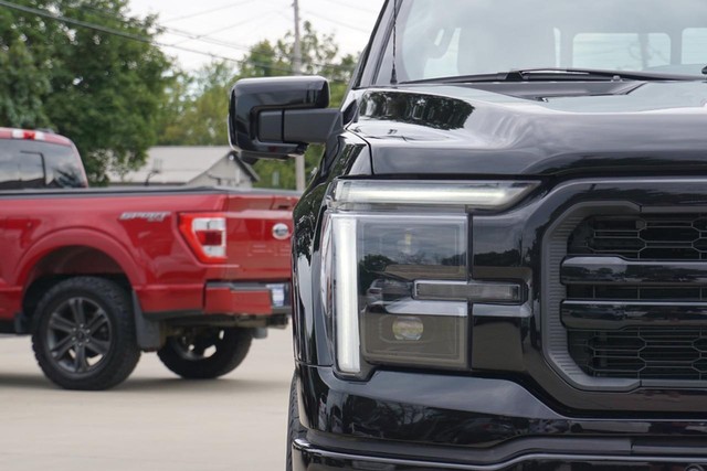 2024 Ford F-150 LARIAT SUPERCREW image 09