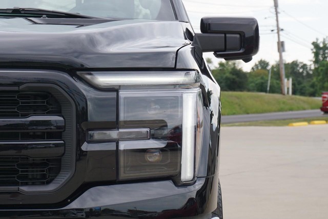 2024 Ford F-150 LARIAT SUPERCREW image 10