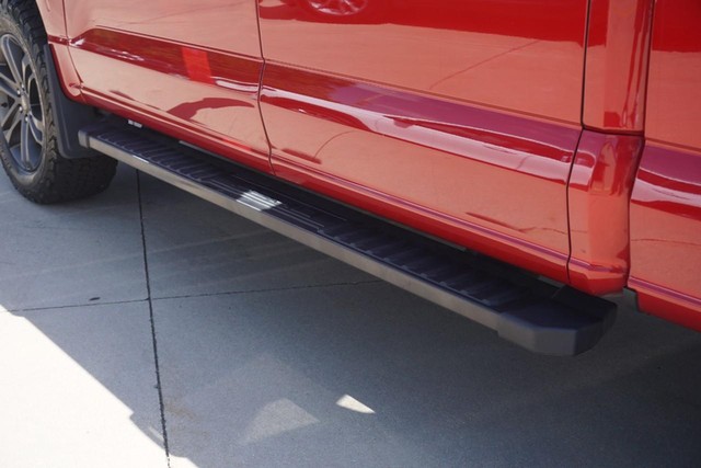 2023 Ford F-150 4WD Lariat SuperCrew image 17