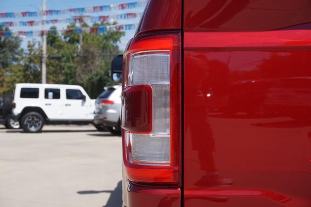 2023 Ford F-150 4WD Lariat SuperCrew image 21
