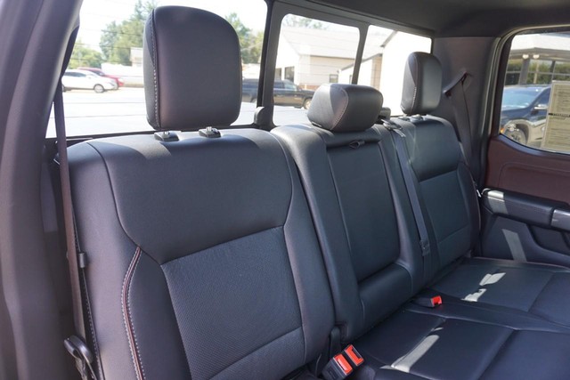 2023 Ford F-150 4WD Lariat SuperCrew image 33