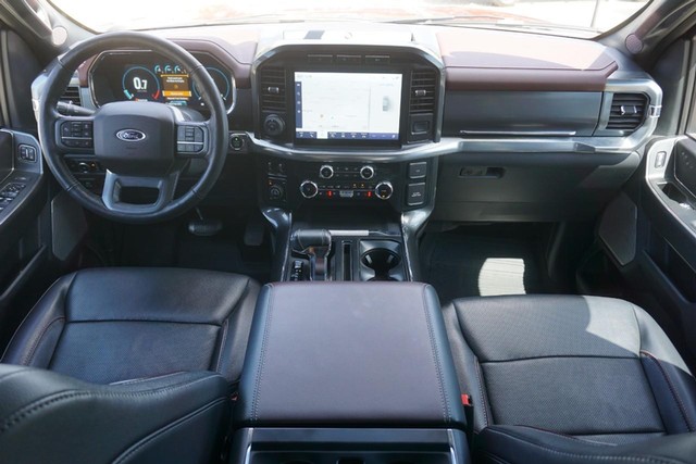2023 Ford F-150 4WD Lariat SuperCrew image 38