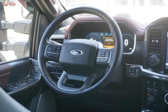 2023 Ford F-150 4WD Lariat SuperCrew image 39
