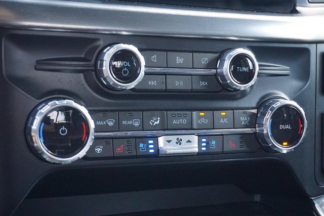 2023 Ford F-150 4WD Lariat SuperCrew image 50