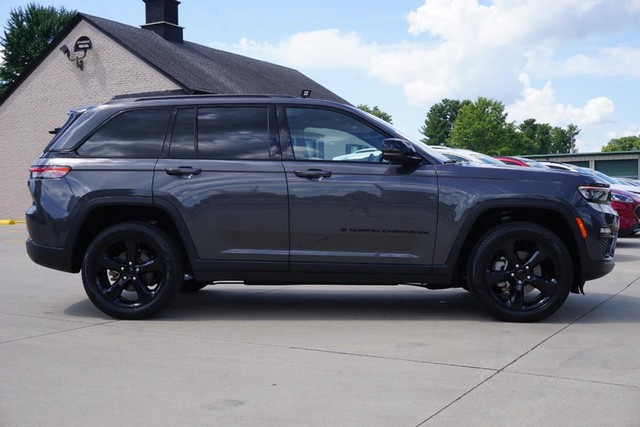 2024 Jeep Grand Cherokee Limited image 03