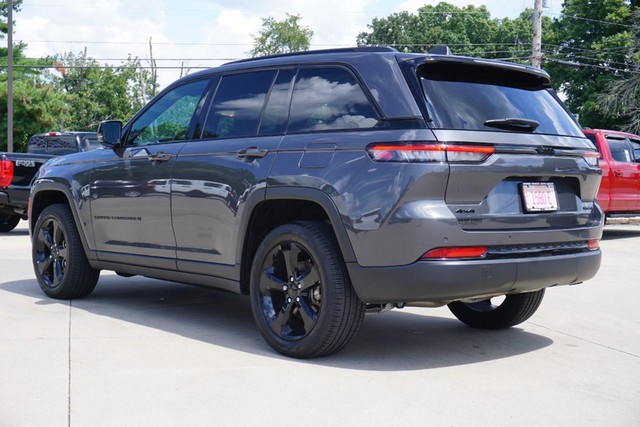 2024 Jeep Grand Cherokee Limited image 05