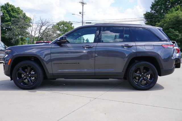 2024 Jeep Grand Cherokee Limited image 06