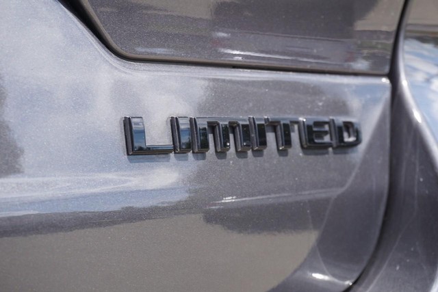 2024 Jeep Grand Cherokee Limited image 19