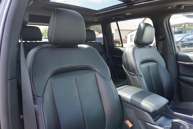 2024 Jeep Grand Cherokee Limited image 30