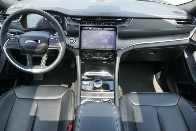 2024 Jeep Grand Cherokee Limited image 31