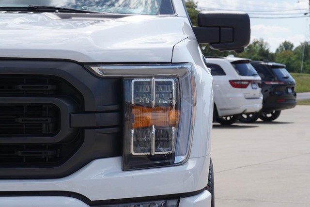 2023 Ford F-150 4WD XLT SuperCrew image 10