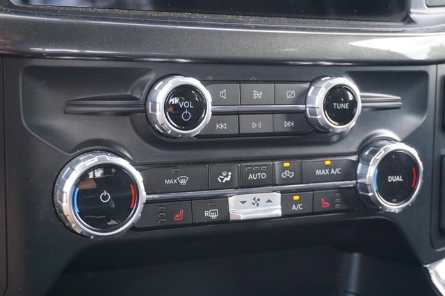 2023 Ford F-150 4WD XLT SuperCrew image 46