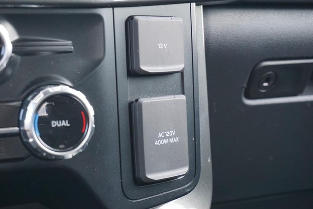 2023 Ford F-150 4WD XLT SuperCrew image 49