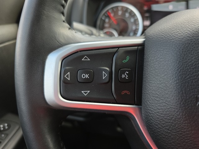 2022 Ram 1500 4WD Big Horn Crew Cab image 32