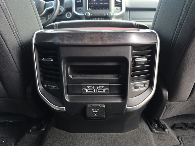 2022 Ram 1500 4WD Big Horn Crew Cab image 44