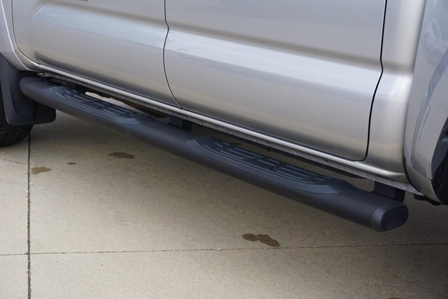 2017 Toyota Tacoma 4WD Limited Double Cab image 16