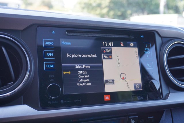 2017 Toyota Tacoma 4WD Limited Double Cab image 41