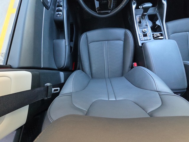 2024 Kia Sorento S FWD image 26