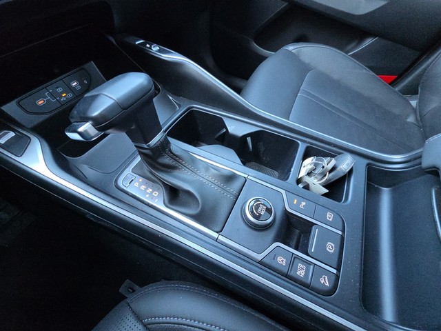 2024 Kia Sorento S FWD image 38