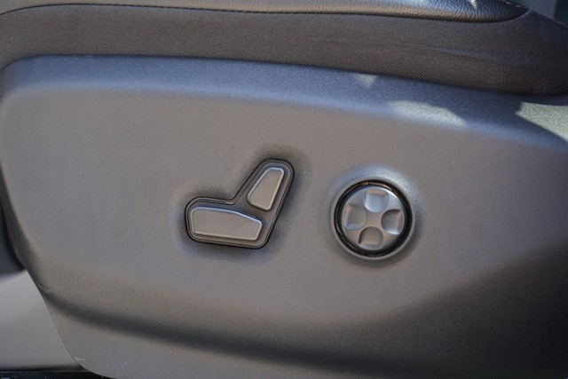 2022 Chrysler Pacifica Touring L photo 20