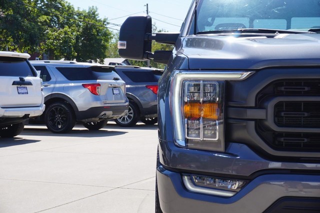 2022 Ford F-150 4WD XLT SuperCrew image 09