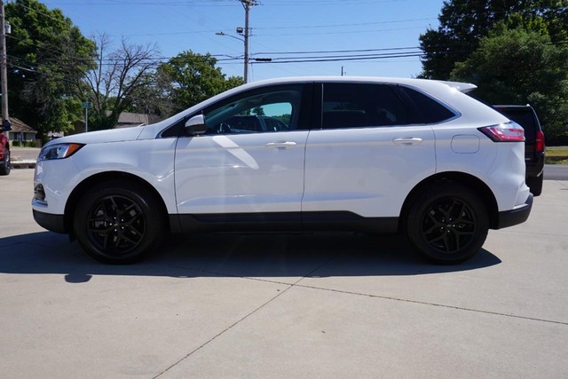 2024 Ford Edge SEL photo 5