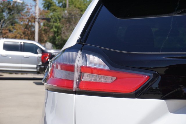2024 Ford Edge SEL photo 15