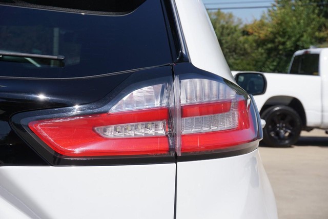 2024 Ford Edge SEL photo 16