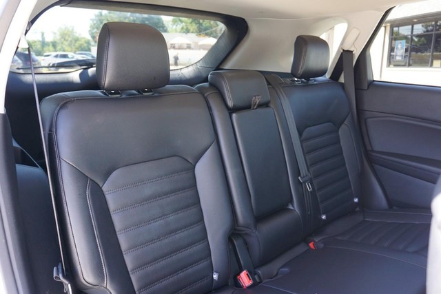 2024 Ford Edge SEL photo 23