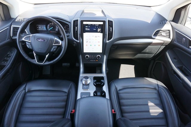 2024 Ford Edge SEL photo 27