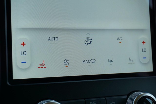 2024 Ford Edge SEL photo 37