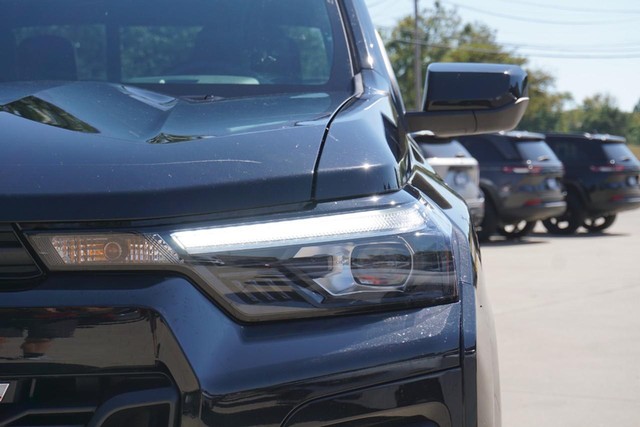 2023 Chevrolet Colorado Crew Cab Z71 4WD image 10