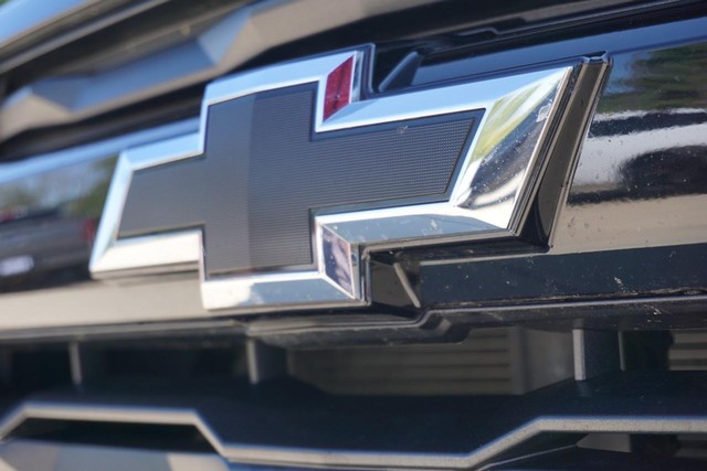 2023 Chevrolet Colorado Crew Cab Z71 4WD image 12