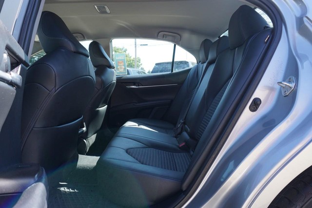 2022 Toyota Camry SE image 22