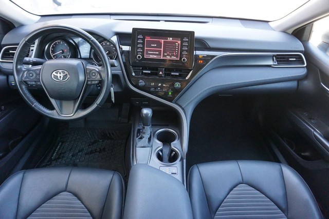 2022 Toyota Camry SE image 28