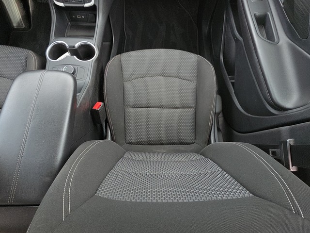 2022 GMC Terrain SLE FWD image 28
