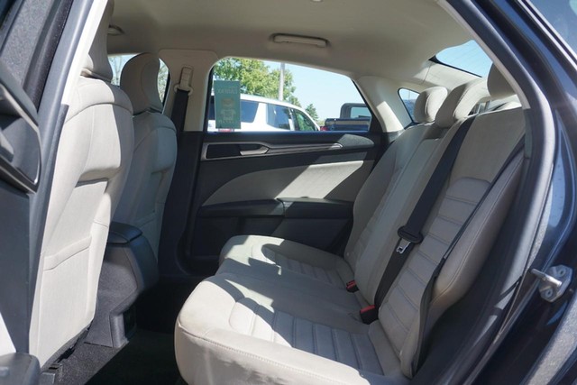 2019 Ford Fusion S image 21
