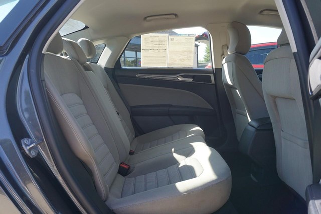 2019 Ford Fusion S image 23