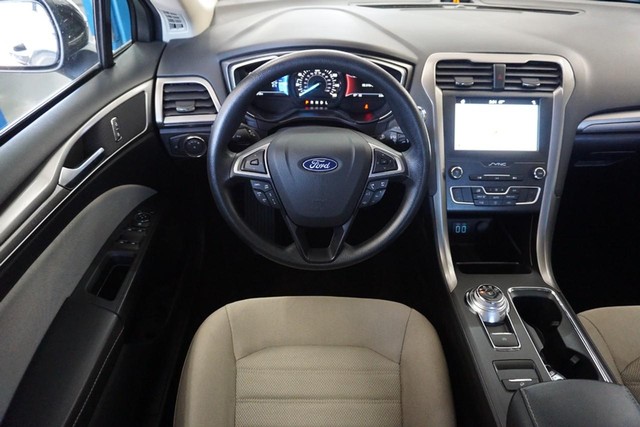 2019 Ford Fusion S image 30