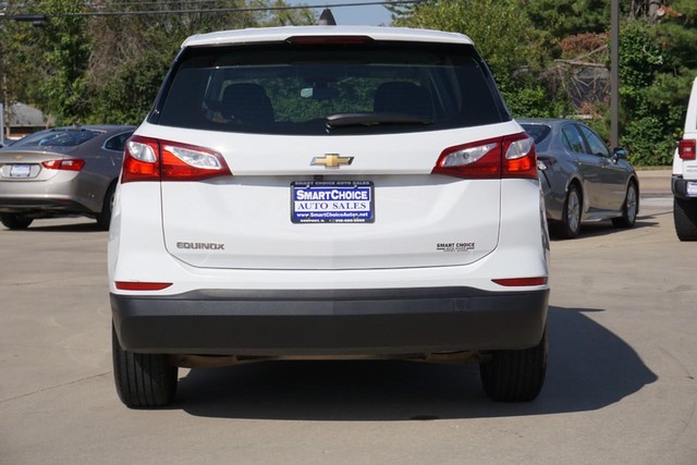 2019 Chevrolet Equinox LS image 04