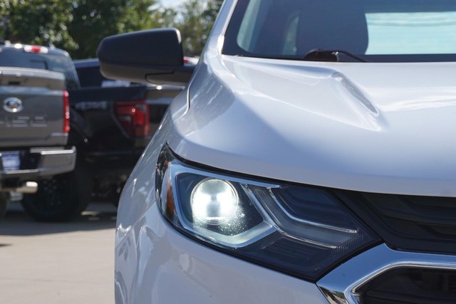 2019 Chevrolet Equinox LS image 09